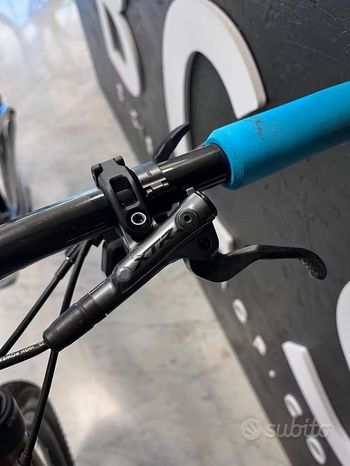 Used Trek TREK TOP FUEL 9.9 2023 Mountainbike, Blue — image 7 of 8