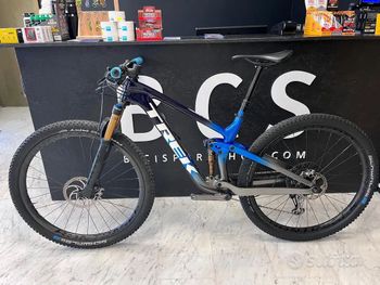 Used Trek TREK TOP FUEL 9.9 2023 Mountainbike, Blue — image 2 of 8