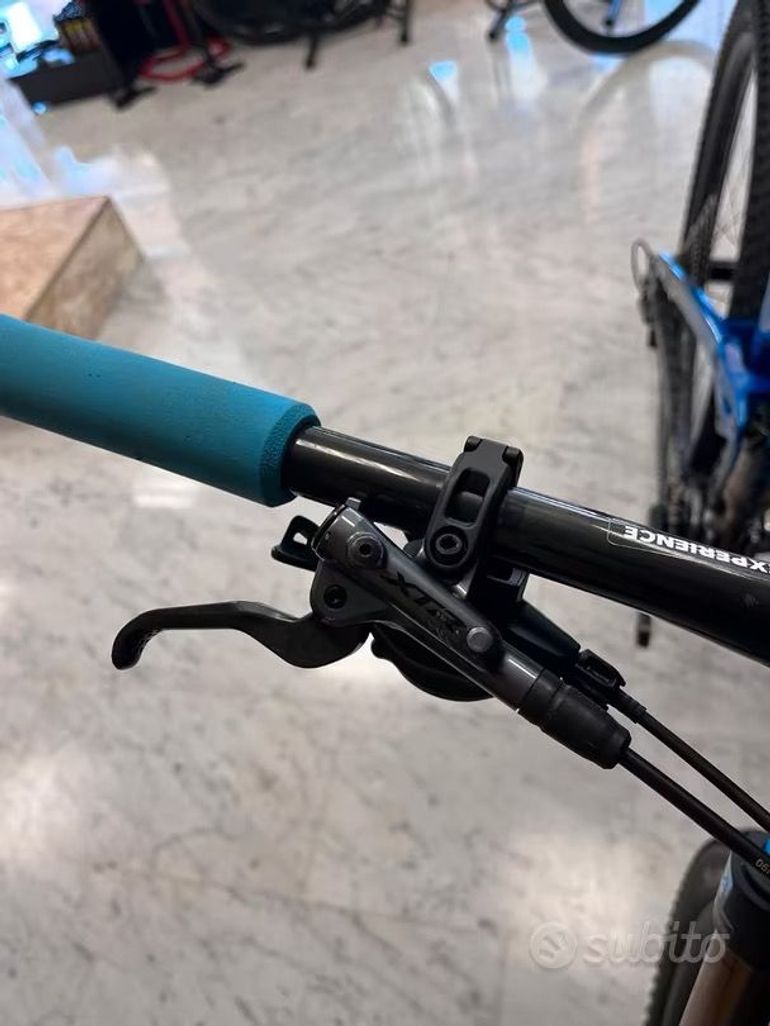 Used Trek TREK TOP FUEL 9.9 2023 Mountainbike, Blue — image 8 of 8
