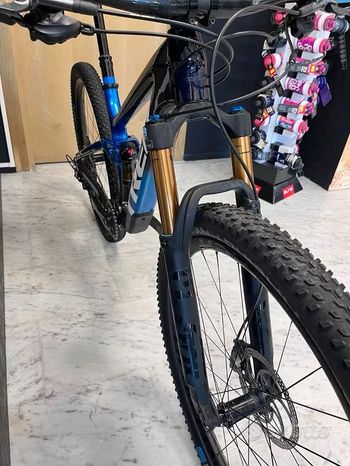 Used Trek TREK TOP FUEL 9.9 2023 Mountainbike, Blue — image 4 of 8