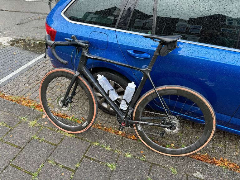 Used Giant TCR Advanced 2 Disc 2021 2021 Road & Gravel, Black — image 4 of 6