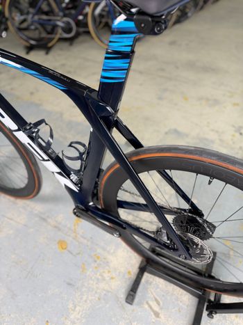 Used Trek Madone SLR 7 eTap 2021 2021 Road & Gravel, Blue — image 22 of 22