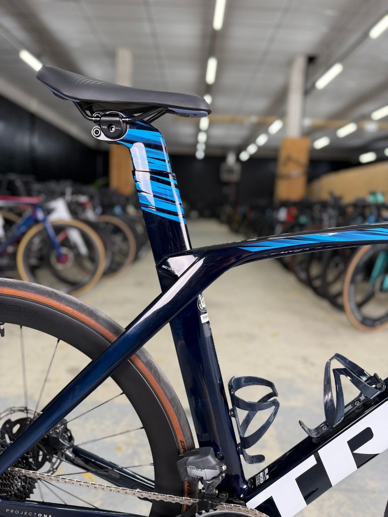 Used Trek Madone SLR 7 eTap 2021 2021 Road & Gravel, Blue — image 8 of 22
