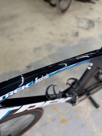 Used Trek Madone SLR 7 eTap 2021 2021 Road & Gravel, Blue — image 20 of 22