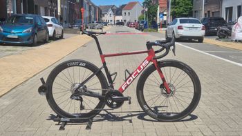 Used Focus IZALCO MAX DISC 9.6 2021 2021 Road & Gravel