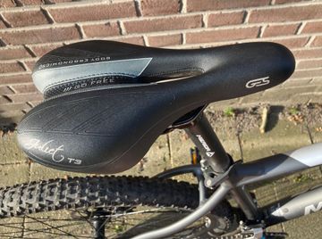 Gebrauchtes Merida BIG.NINE 60 2021 2021 Mountainbike, Hellgrau, 29 — Bild 14 von 14