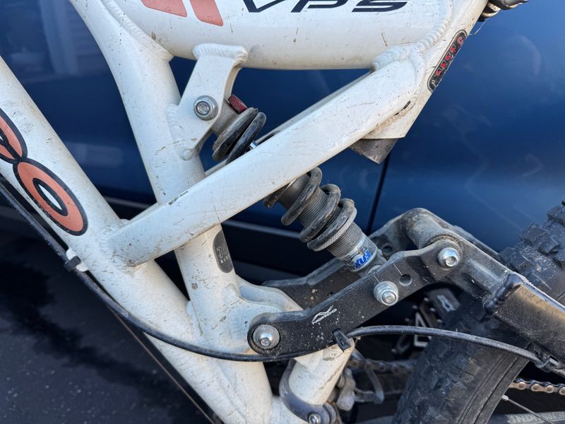 Used Norco Fluid VPS 2002 Mountainbike, White — image 5 of 8
