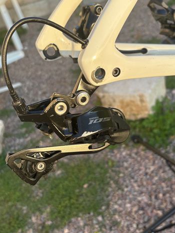 Used Specialized Tarmac SL7 Sport - Shimano 105 2024 2024 Road & Gravel — image 9 of 9