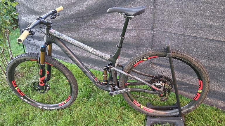 Used Pivot Mach 4 SL World Cup XTR 2021 2021 Mountainbike, Black, 29 — image 2 of 11