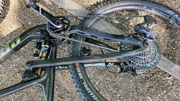 Used Propain Hugene CF 29" Highend 2022 2022 Mountainbike, Light Gray — image 10 of 19