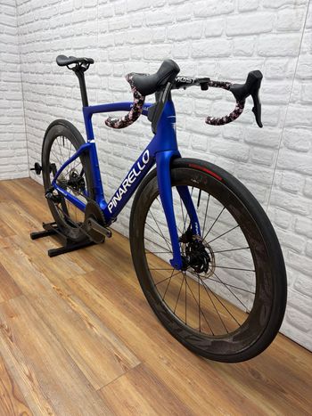 Used Pinarello DOGMA F RED ETAP AXS Disc 2024 2024 Road & Gravel, Blue — image 2 of 6