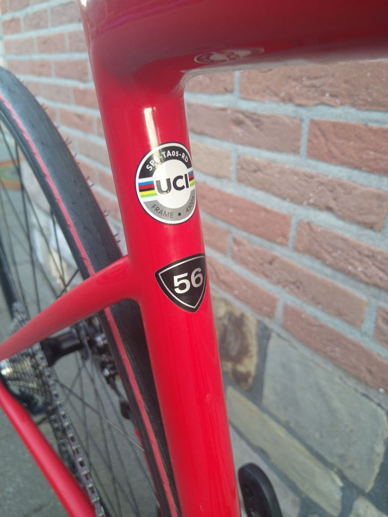 Used Specialized Tarmac SL6 Sport 2022 2022 Road & Gravel, Red — image 7 of 13