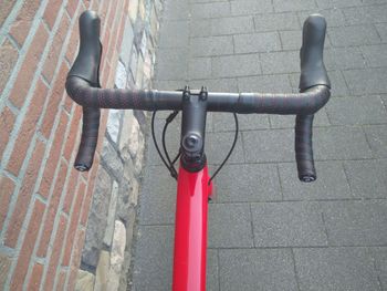 Used Specialized Tarmac SL6 Sport 2022 2022 Road & Gravel, Red — image 4 of 13