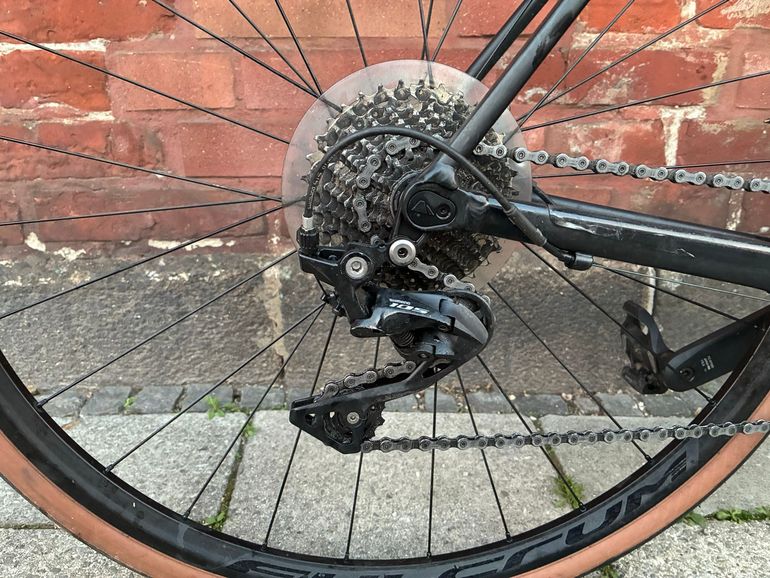Used Canyon Endurace 7 2022 2022 Road & Gravel, Black — image 4 of 11