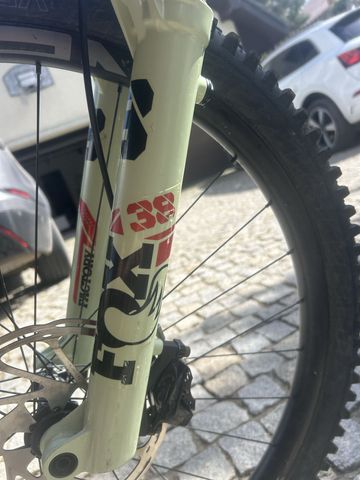 Brugt Trek Slash 9.8 GX 2022 2022 Mountainbike — billede 9 af 22