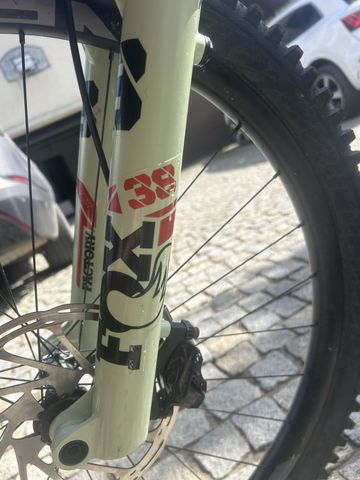 Brugt Trek Slash 9.8 GX 2022 2022 Mountainbike — billede 15 af 22