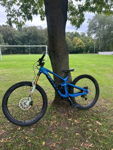 Brugt Trek Slash 9.8 GX 2022 2022 Mountainbike — billede 2 af 22