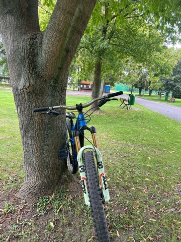 Brugt Trek Slash 9.8 GX 2022 2022 Mountainbike — billede 3 af 22