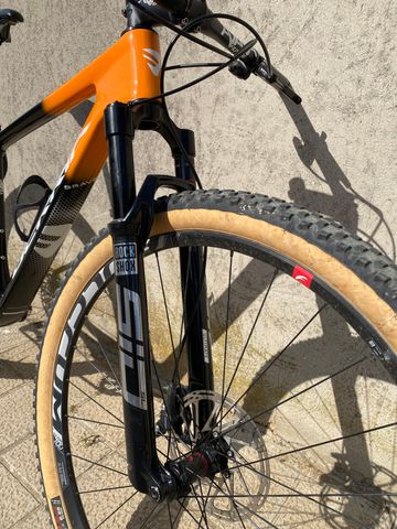 Berria BRAVO LTD 2021 2021 Mountainbike de segunda mano, Naranja — imagen 7 de 9