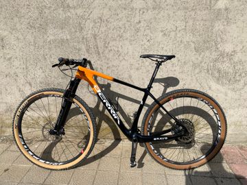 Berria BRAVO LTD 2021 2021 Mountainbike de segunda mano, Naranja — imagen 1 de 9