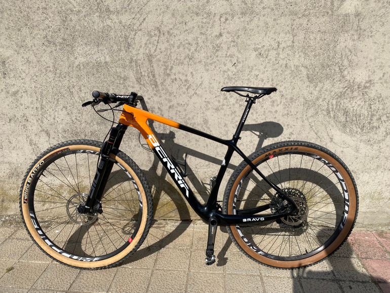 Used Berria BRAVO LTD 2021 2021 Mountainbike, Orange, 29 — image 1 of 9