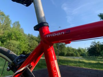 Used B Twin Triban Other Shimano 2011 Road & Gravel, Red — image 10 of 23