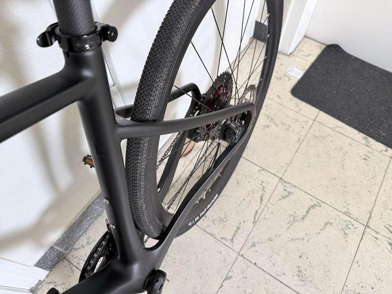 Used Evolve Evolve Custom Campagnolo Centaur 2026 Road & Gravel, Black — image 3 of 6