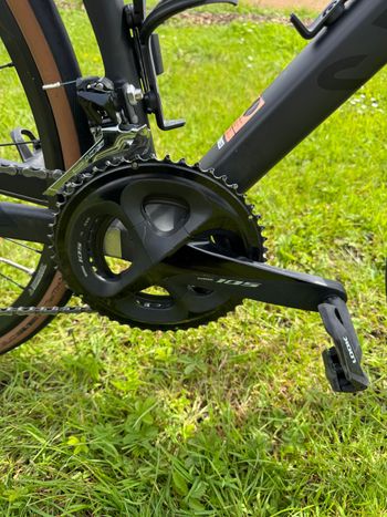 Used Canyon Endurace CF 7 2022 2022 Road & Gravel, Negro — image 2 of 9