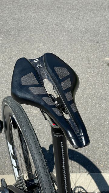Used Giant Tcx SRAM Force eTap AXS 2020 Road & Gravel, Black — image 3 of 5