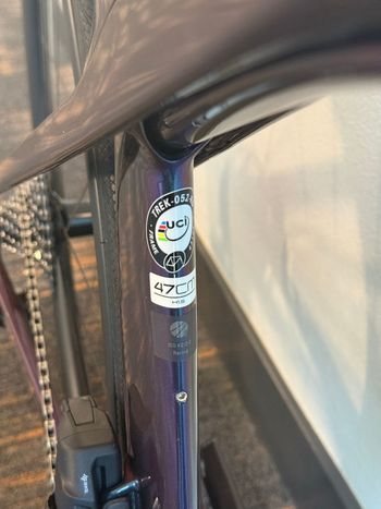 Used Trek Madone SLR 7 eTap 2022 2022 Road & Gravel, Green — image 8 of 8