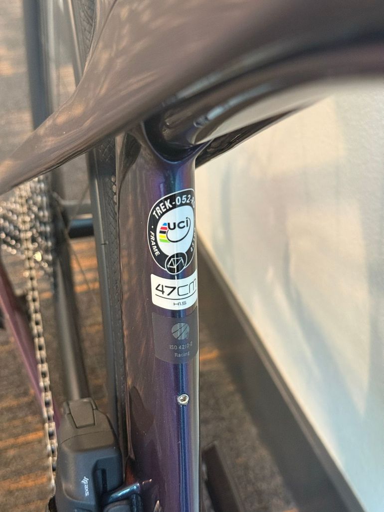 Used Trek Madone SLR 7 eTap 2022 2022 Road & Gravel, Green — image 8 of 8
