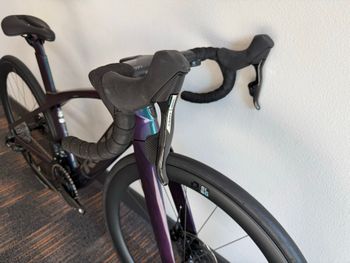 Used Trek Madone SLR 7 eTap 2022 2022 Road & Gravel, Green — image 2 of 8