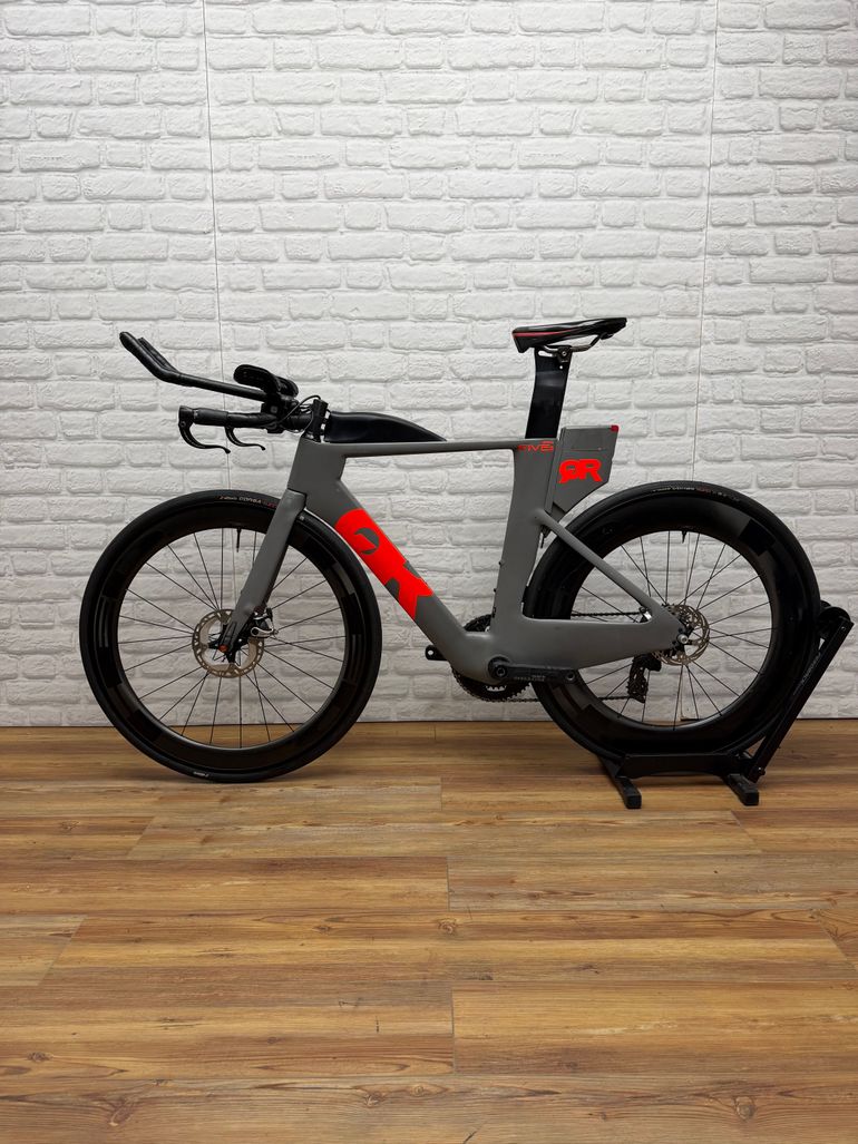 Used Quintana Roo PRfive2 Disc 2021 2021 Road & Gravel, Light Gray — image 4 of 6