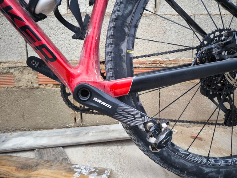 Used Mondraker CHRONO CARBON R 2022 2022 Mountainbike, Rosso — image 6 of 7