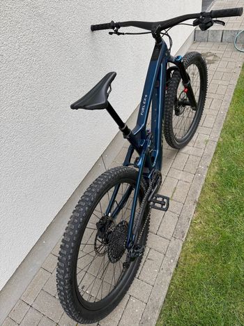 Used Trek Fuel EXe 9.8 GX AXS 2023 2023 Mountainbike — image 2 of 18