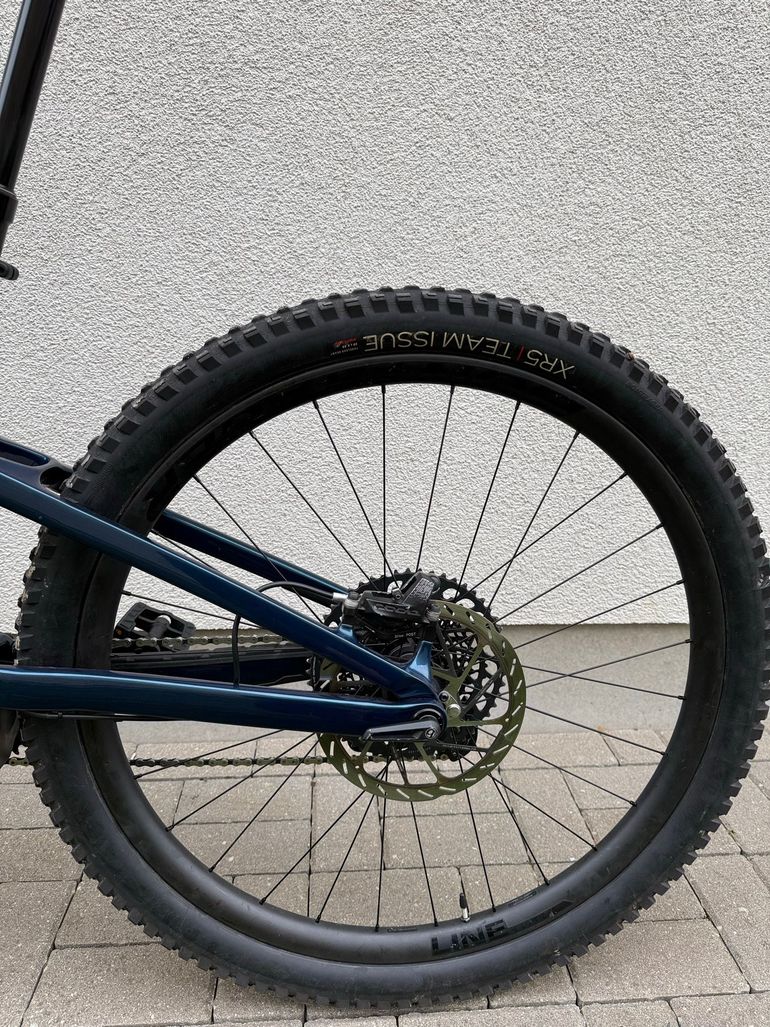 Used Trek Fuel EXe 9.8 GX AXS 2023 2023 Mountainbike — image 17 of 18
