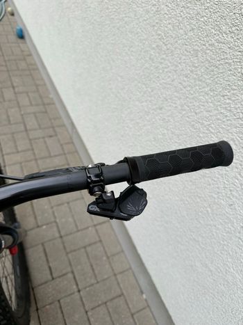 Used Trek Fuel EXe 9.8 GX AXS 2023 2023 Mountainbike — image 13 of 18