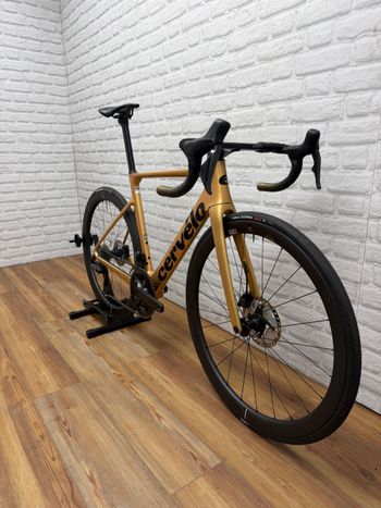 Used Cervélo Soloist Ultegra Di2 2024 2024 Road & Gravel, Black — image 2 of 6