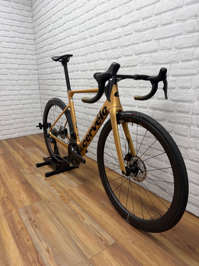 Used Cervélo Soloist Ultegra Di2 2024 2024 Road & Gravel, Black — image 2 of 6