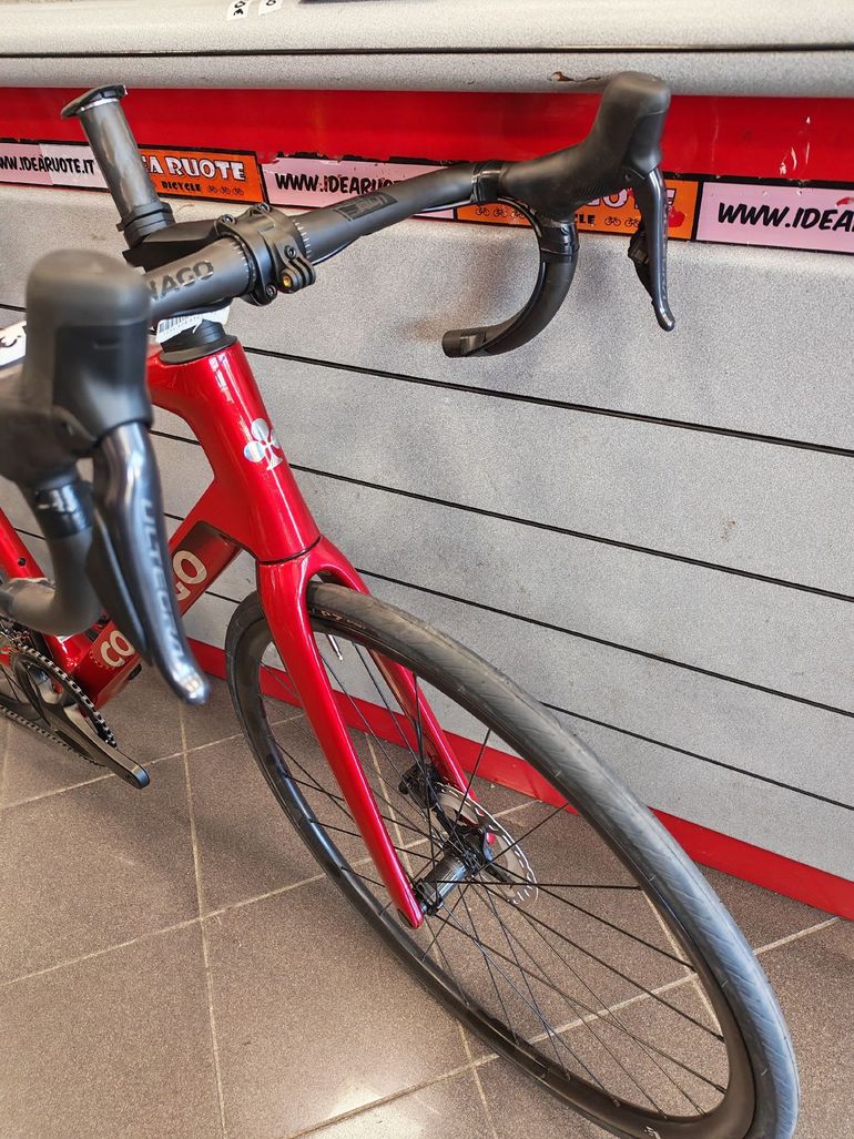 Used Colnago V4 Shimano Ultegra Di2 2025 2025 Road & Gravel — image 2 of 8