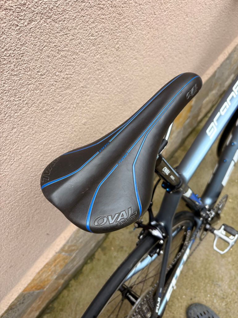 Used Fuji Gran Fondo Shimano 105 2017 Road & Gravel, Light Gray — image 7 of 9
