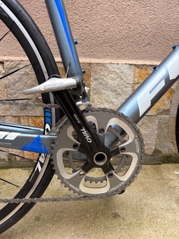 Used Fuji Gran Fondo Shimano 105 2017 Road & Gravel, Light Gray — image 5 of 9