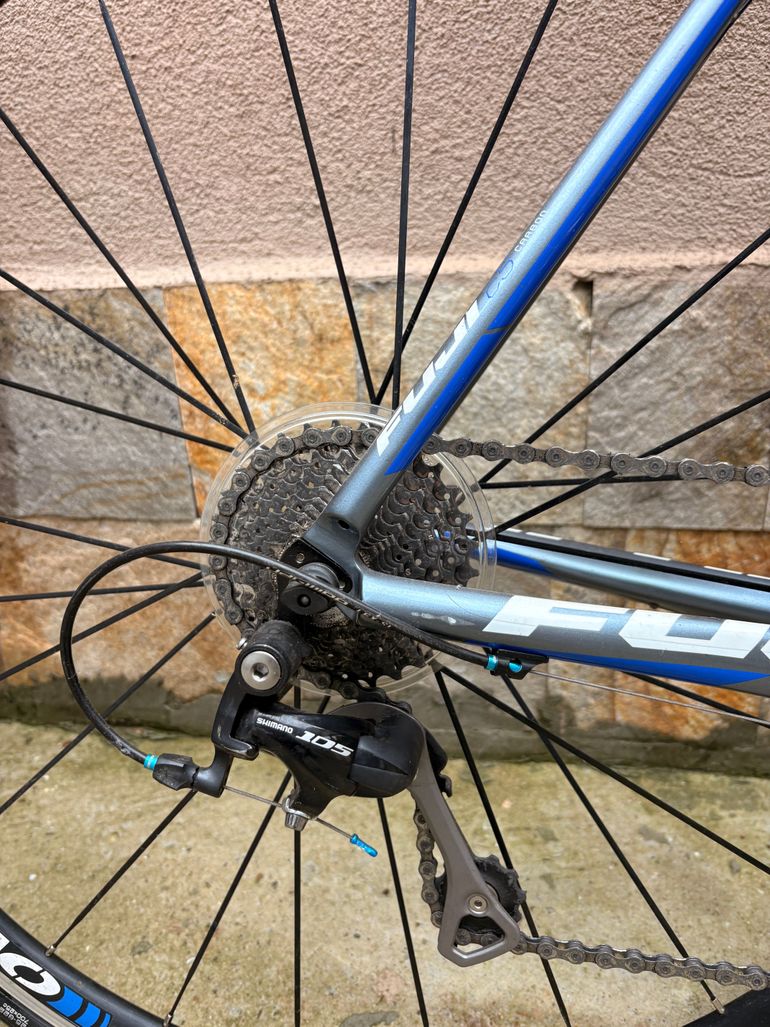 Used Fuji Gran Fondo Shimano 105 2017 Road & Gravel, Light Gray — image 4 of 9