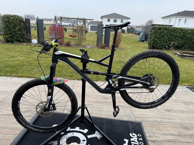 Used YT Industries Jeffsy SRAM GX 2017 Mountainbike, Black — image 1 of 14