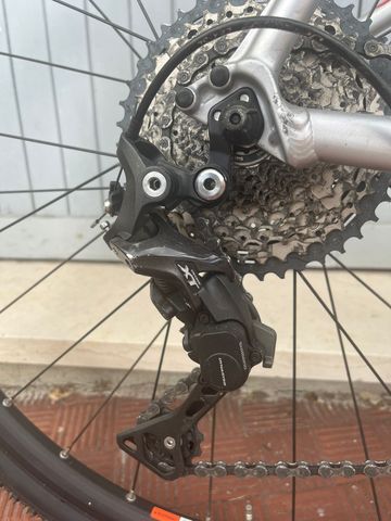 Trek X-caliber 2021 XT 2021 Mountainbike usato, Grigio chiaro — immagine 3 di 12