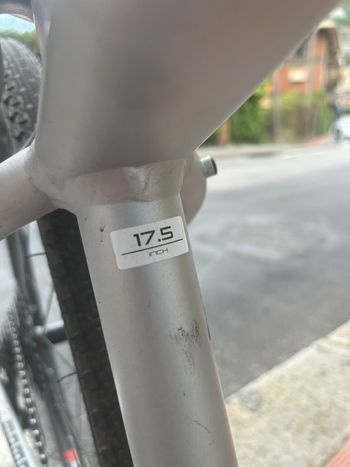 Used Trek X-caliber 2021 XT 2021 Mountainbike, Light Gray — image 9 of 12