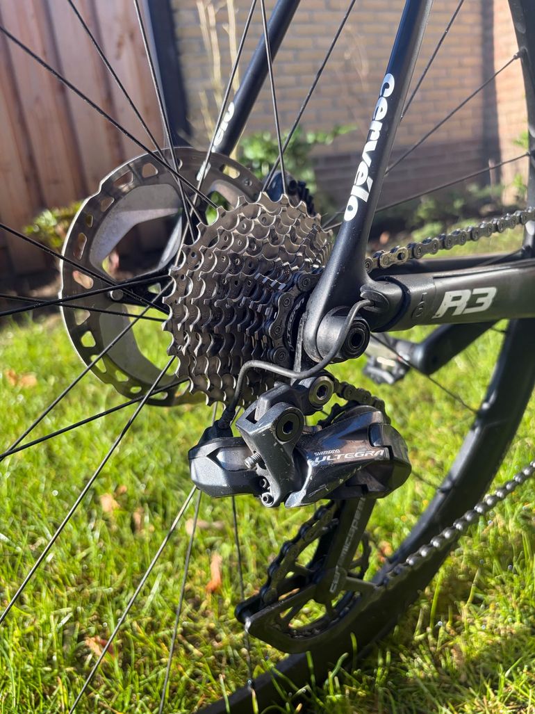 Used Cervélo R3 Ultegra Di2 Disc 2019 2019 Road & Gravel, Black — image 8 of 8