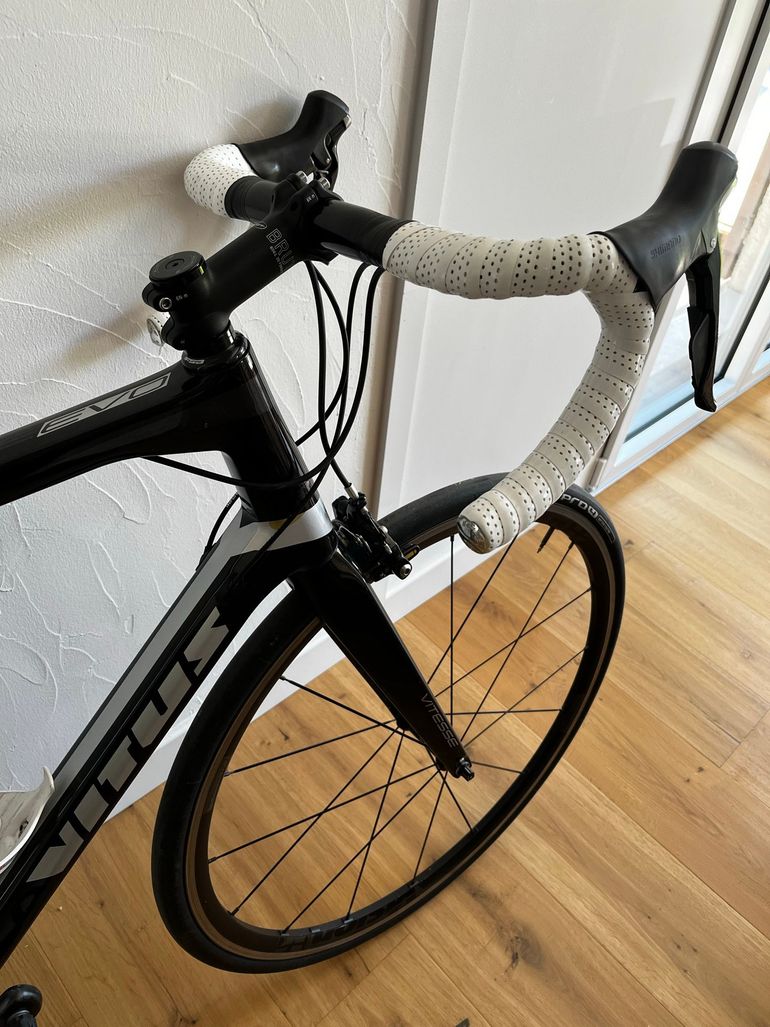 Used Vitus Vitesse Shimano Ultegra 2022 Road & Gravel, Black — image 4 of 10