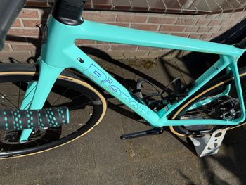Used Bianchi Specialissima - Red eTap AXS 2022 2022 Road & Gravel, Verde — image 7 of 10