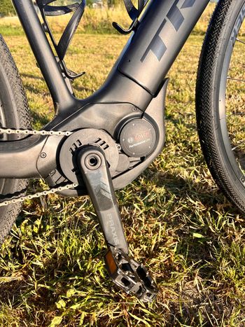 Used Trek Domane+ 2019 2019 Road & Gravel — image 4 of 5